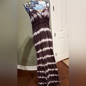 INC International Concepts Brown and White Maxi Dress